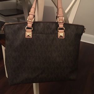 Michael Kors travel tote bag